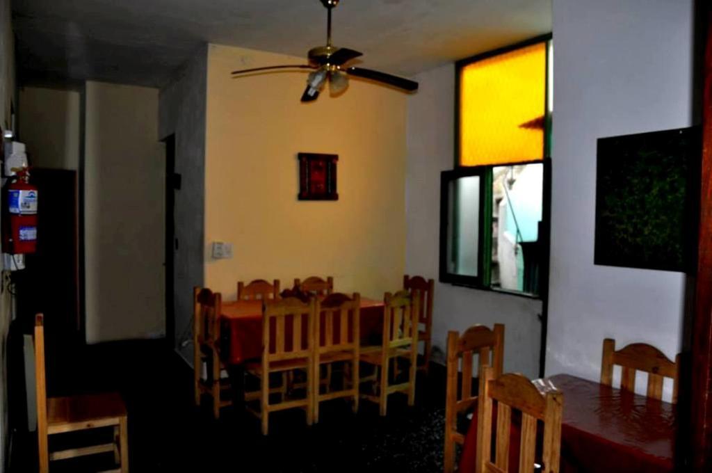 Hostel Costanera Gualeguaychu Bagian luar foto