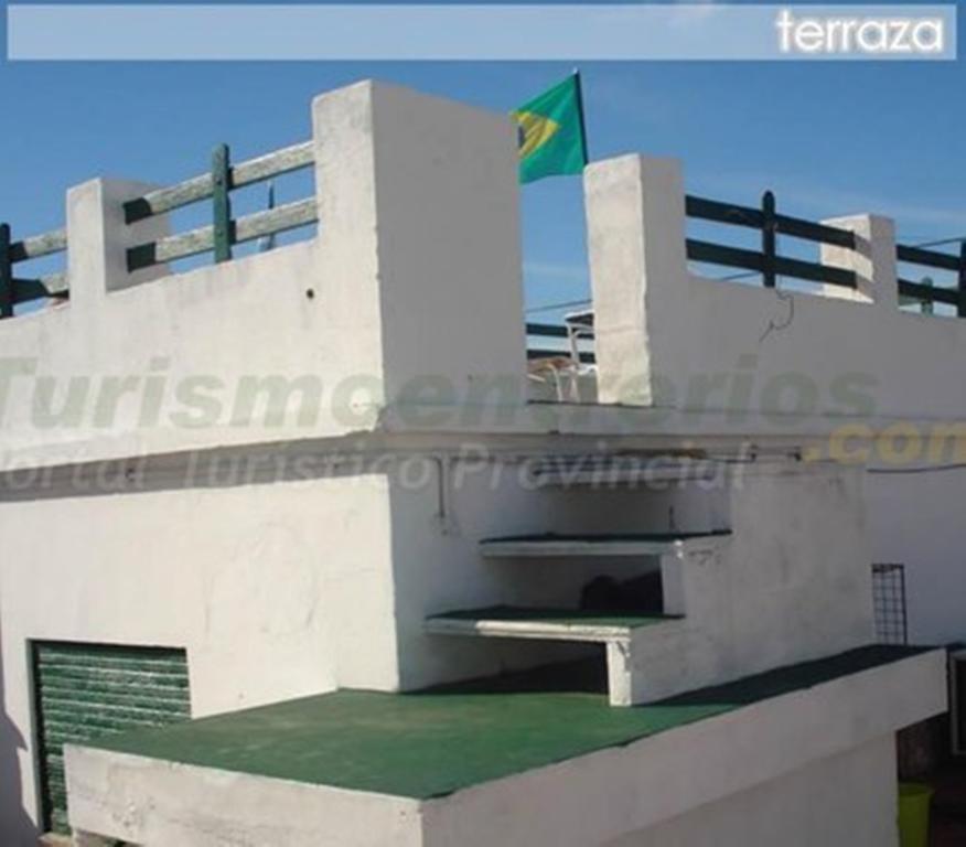 Hostel Costanera Gualeguaychu Bagian luar foto