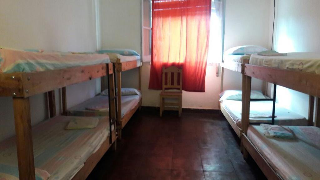 Hostel Costanera Gualeguaychu Bagian luar foto