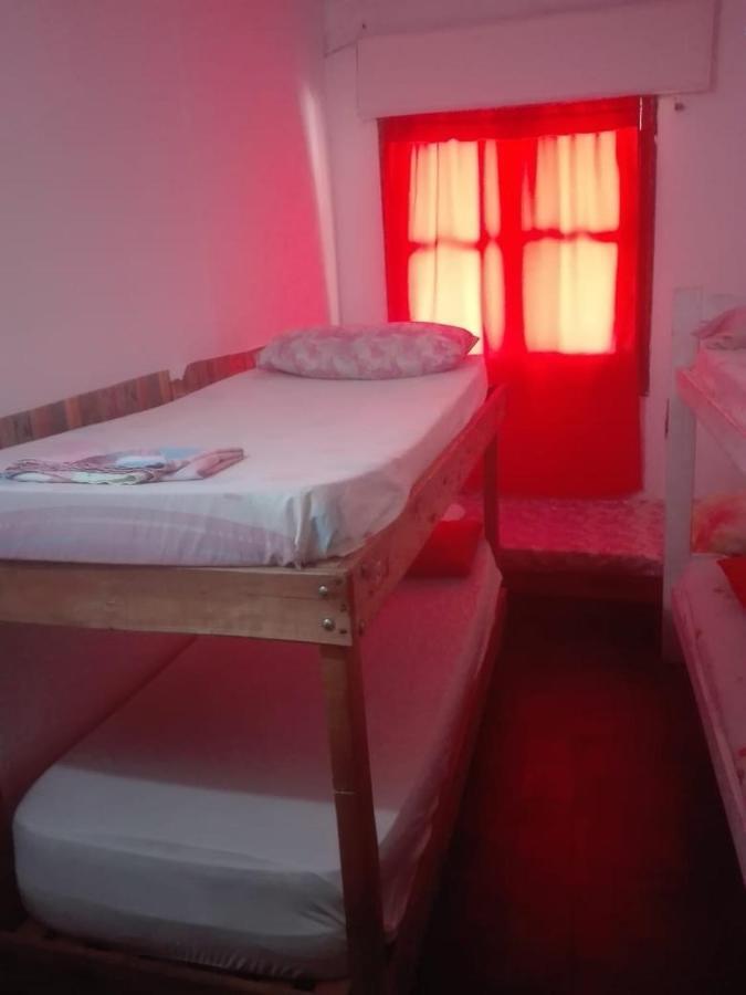Hostel Costanera Gualeguaychu Bagian luar foto